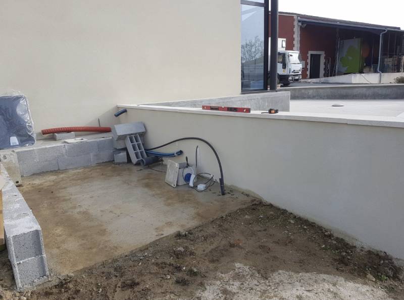Quel sytème filtrant faut il installer pour avoir une eau limpide et transparente dans un bassin ? Saint Emilion prés de Bordeaux