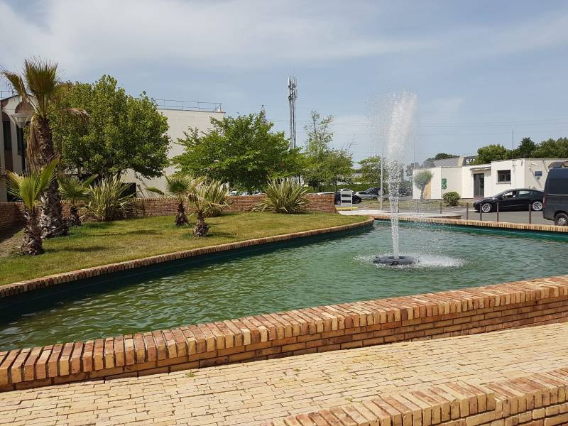 Réfection totale d'un bassin béton envasé à Pessac près de Bordeaux