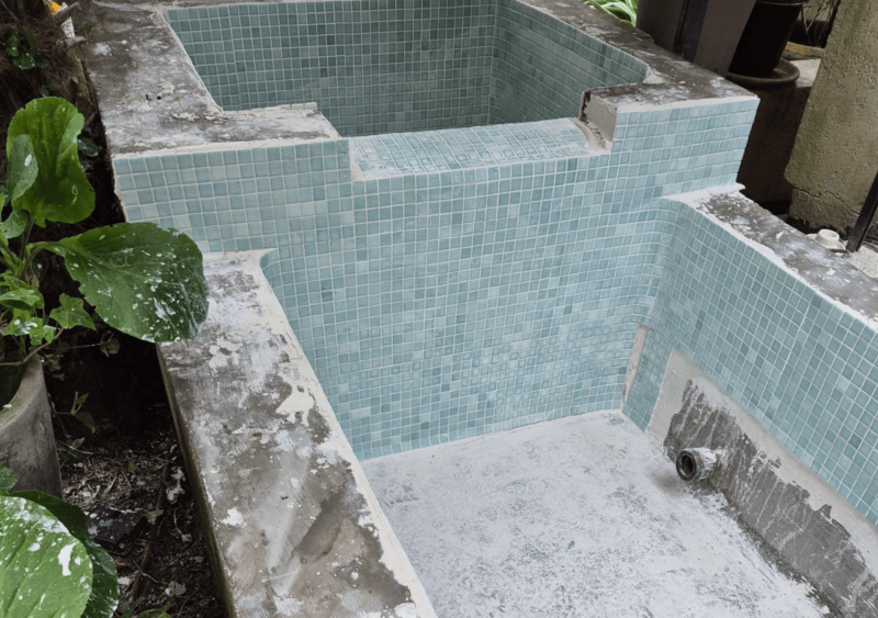 Réfection totale d’un double bassin cascade carrelé à Bordeaux